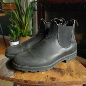 Blundstone Black Leather Chelsea Boots Size US 9.5 Women 7.5 Men